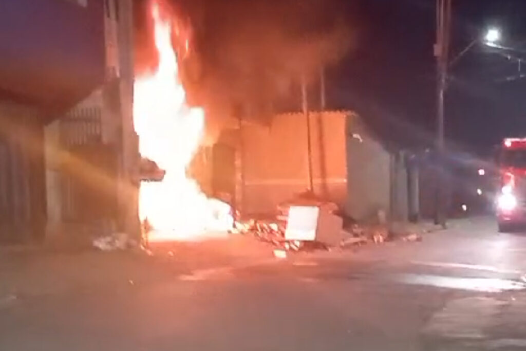 incendio-curitiba-uberaba incendio-curitiba-uberaba
