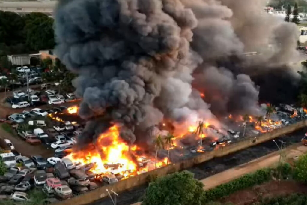 incendio-em-londrina-patio-policia incendio-em-londrina-patio-policia