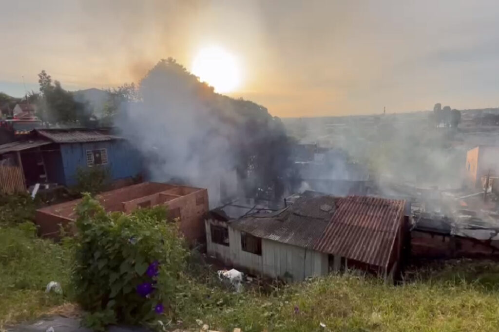 incendio-no-parolin incendio-no-parolin