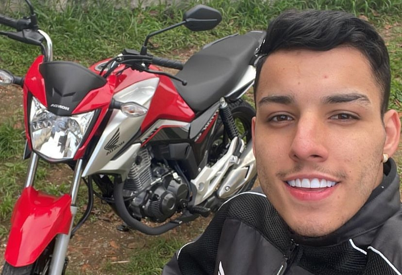jovem-acidente-moto-kennedy jovem-acidente-moto-kennedy