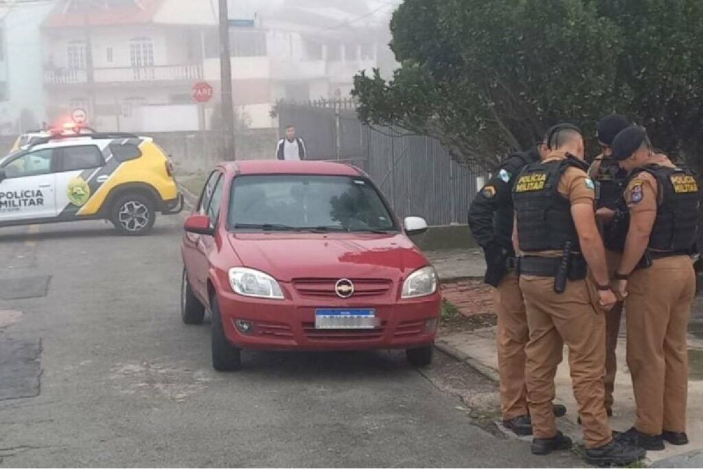 jovens-morotos-em-curitiba-falsos-policiais-identificados