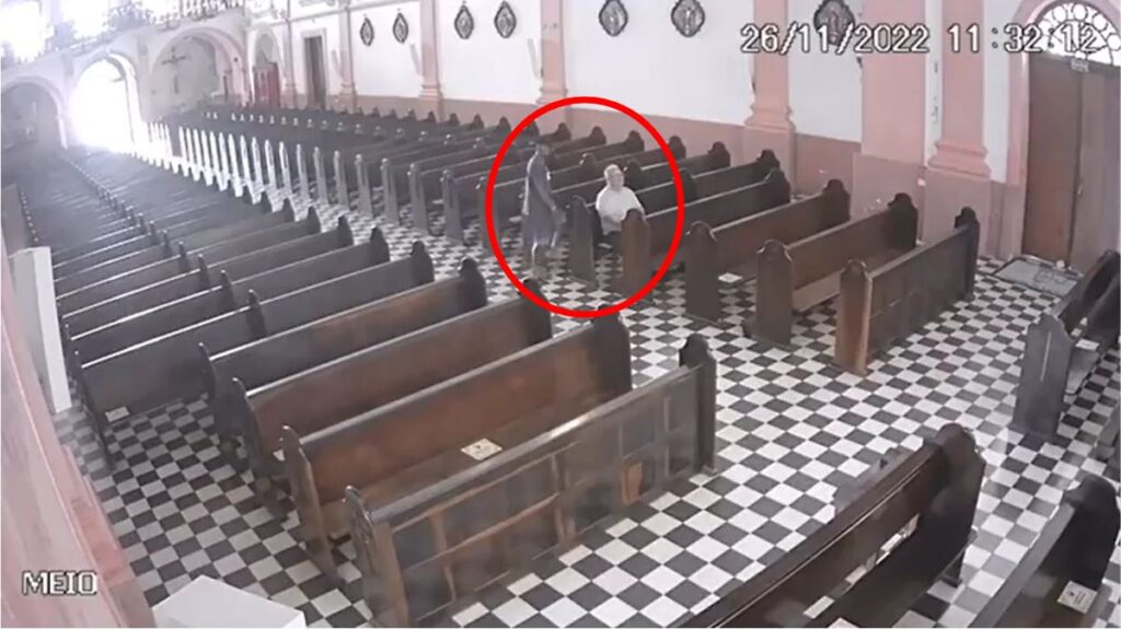 ladrao-igreja-paranagua