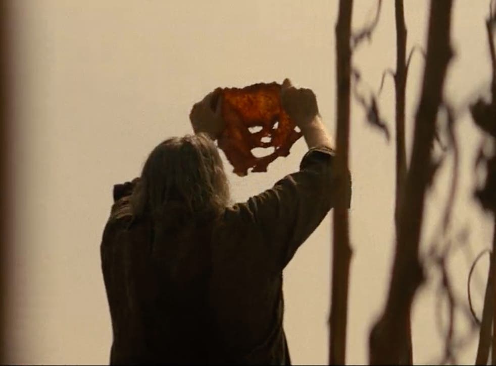 leatherface-netflix-chainsaw-massacre leatherface-netflix-chainsaw-massacre