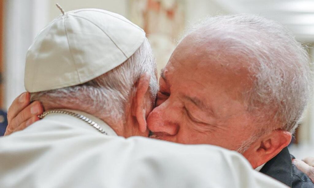 lula-e-papa-francisco lula-e-papa-francisco