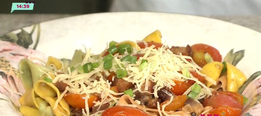 macarro-bacon macarro-bacon