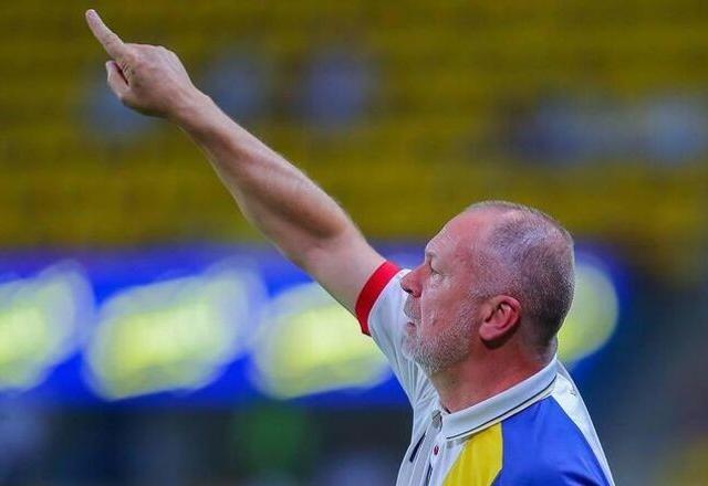 mano