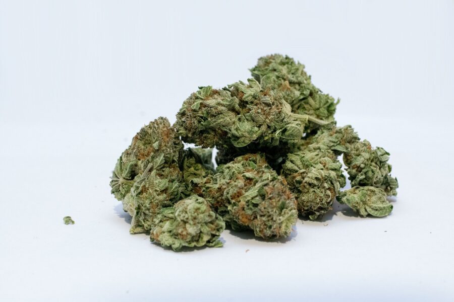 marijuana-gba601bb3a_1920-e1633633930923
