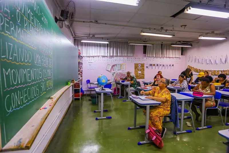 matriculas-eja-curitiba