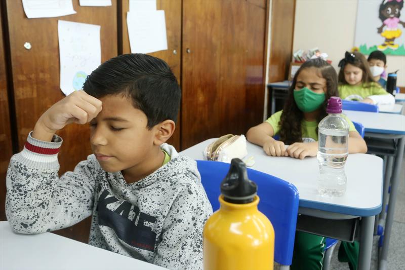 meditacao-escolas-estudantes