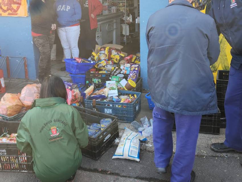 mercado-cajuru-produtos-vencidos