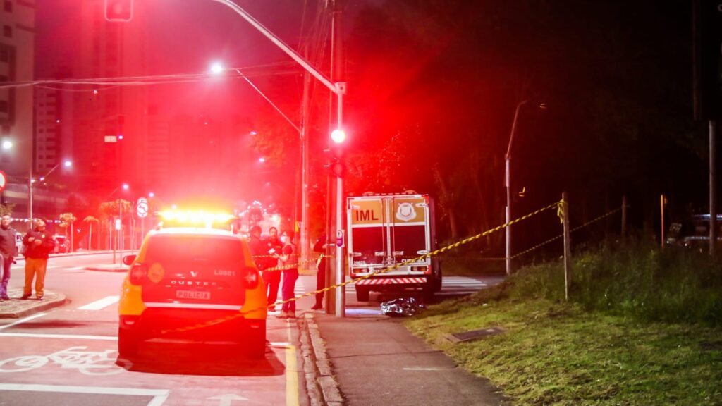 morto-canaleta-avenida-parana