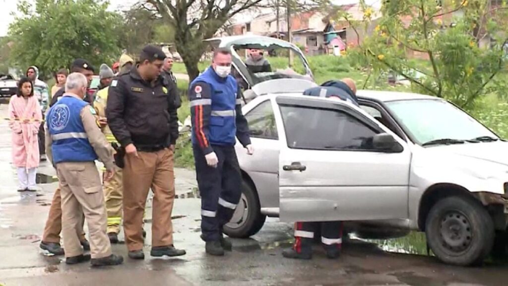 morto-carro-uberaba