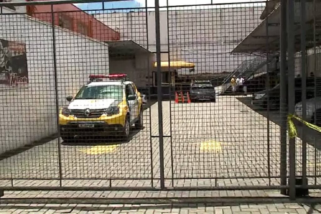 morto-estacionamento-sao-jose-dos-pinhais
