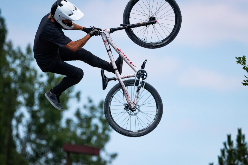 mountain-bike-g3eb228d90_1920