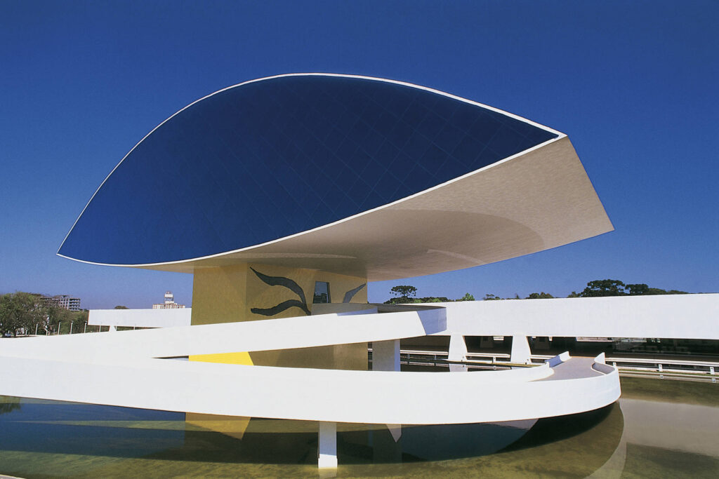 Museu Oscar Niemeyer – MON – Foto: Carlos Renato Fernandes