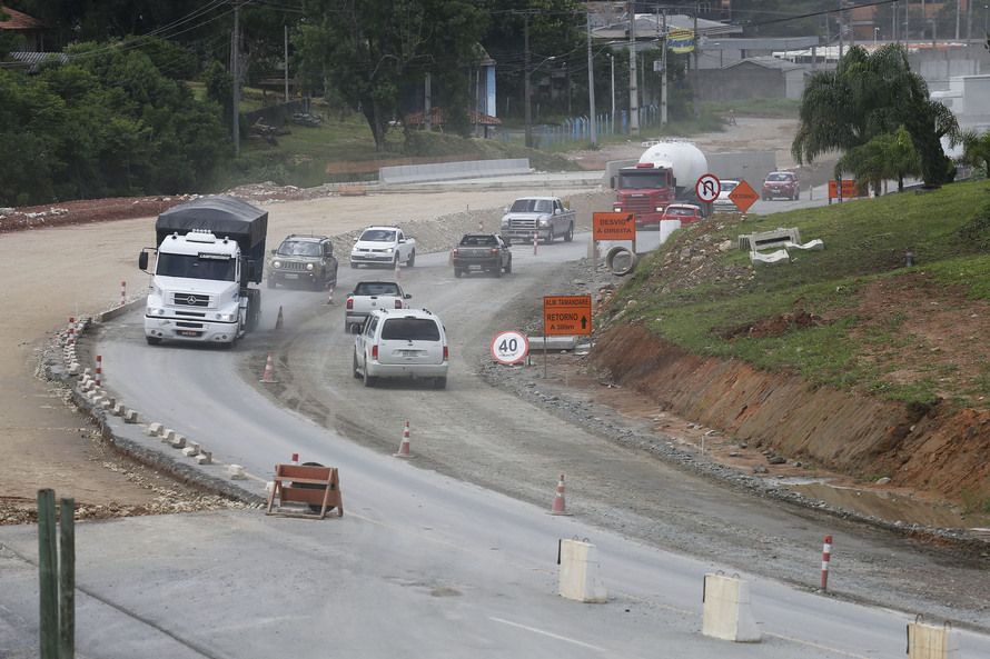 normal_OBRAS_RODOVIA_DOS_MINERIOS_32