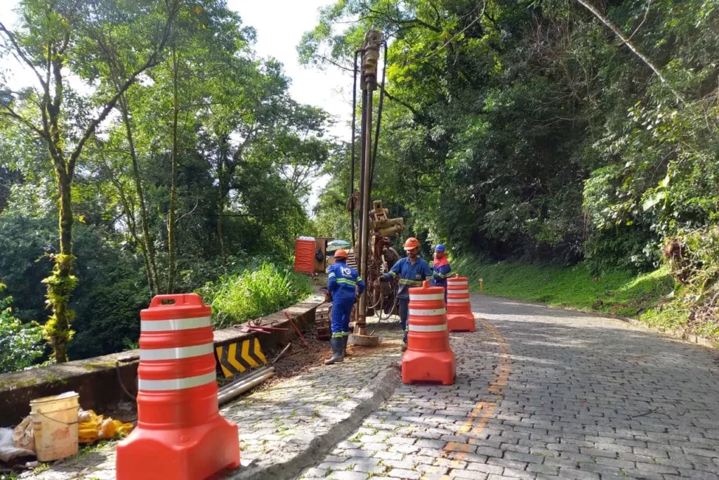 obras estrada da graciosa