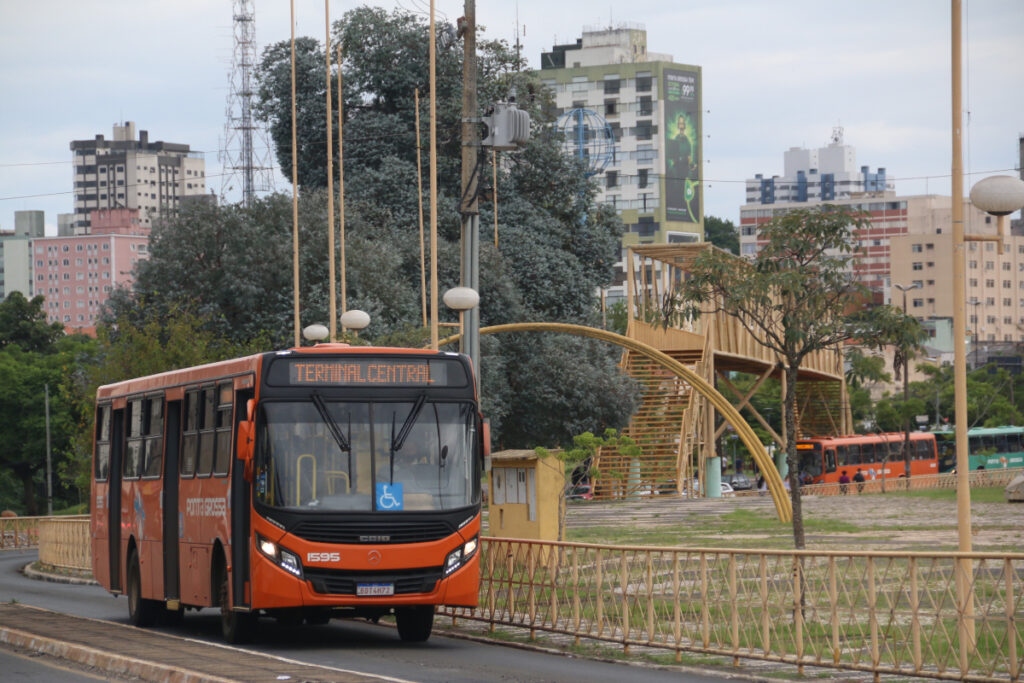 onibus-ponta-grossa onibus-ponta-grossa