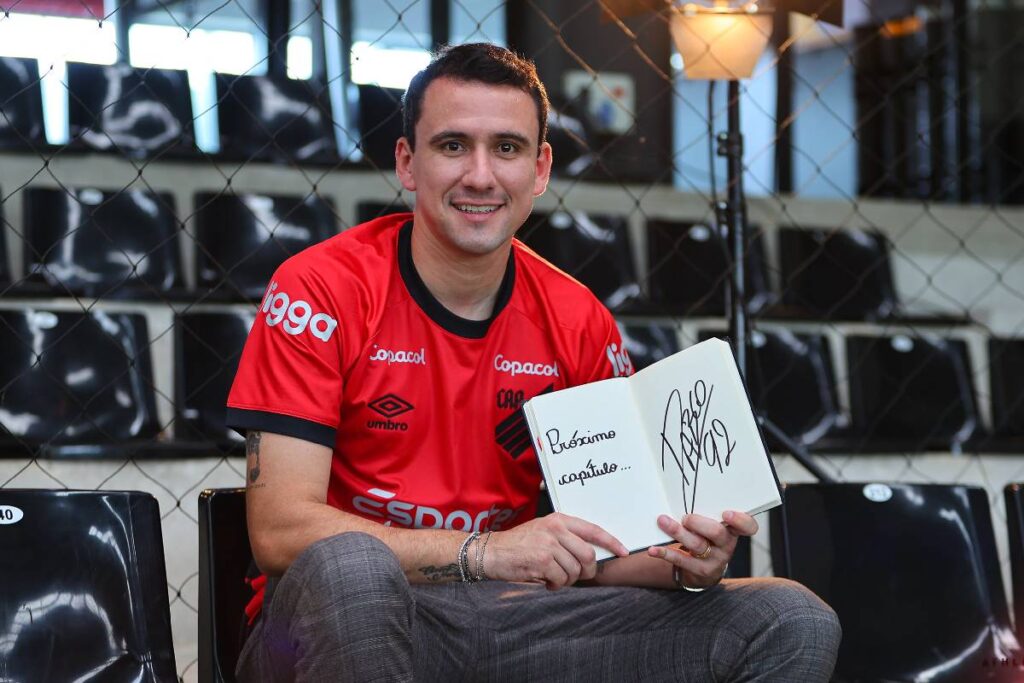 pablo-contrato-athletico pablo-contrato-athletico