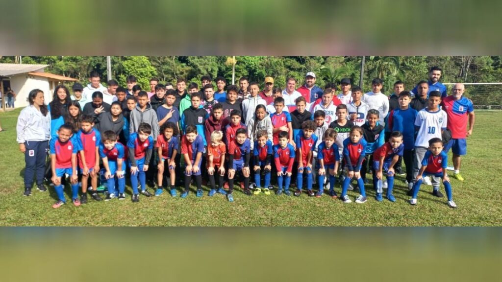 parana-clube-festival-escolinhas
