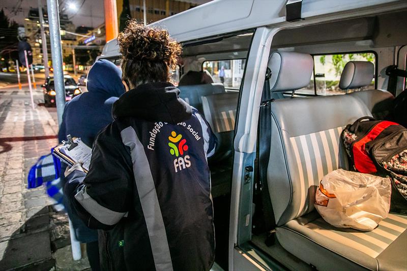 pessoas-situacao-de-rua-curitiba pessoas-situacao-de-rua-curitiba