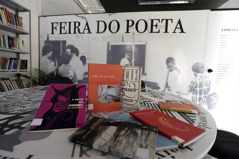 poesia-curitiba poesia-curitiba