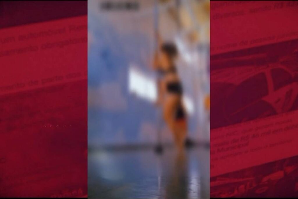 pole-dance pole-dance