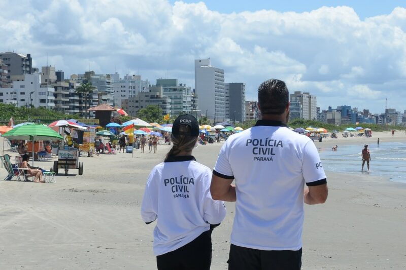 policia-civil-praias-e1645722000395 policia-civil-praias-e1645722000395