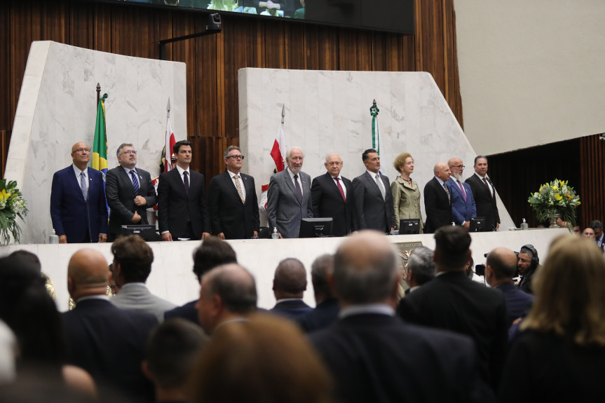 posse-assembleia-legislativa-parana posse-assembleia-legislativa-parana