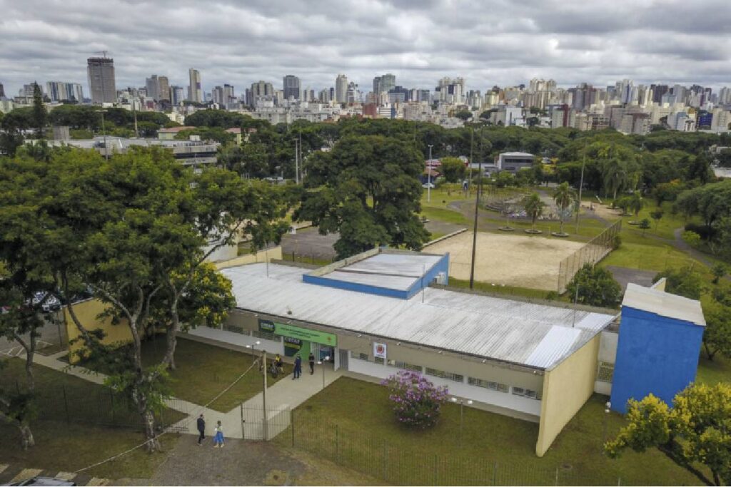 praca-em-curitiba praca-em-curitiba