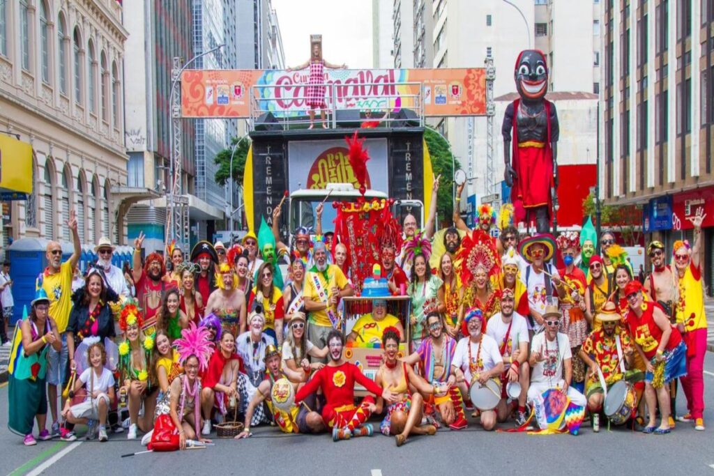 pre-carnaval-curitiba-garibaldis pré-carnaval-curitiba-garibaldis