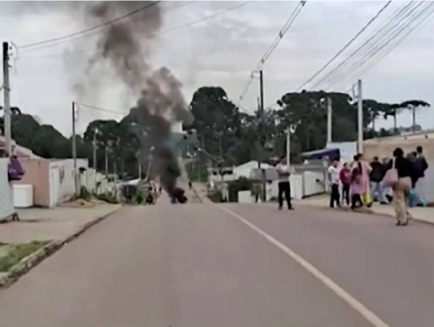 protesto-morte-menino-atropelado protesto-morte-menino-atropelado