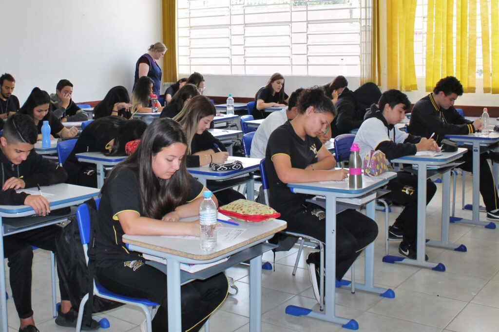que-dia-comeca-as-aulas-no-parana-scaled que dia começa as aulas no paraná