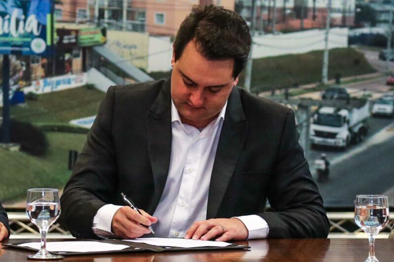 Ratinho Junior anuncia secretário do Trabalho e diretores do Detran, Celepar, Amep e Portos
