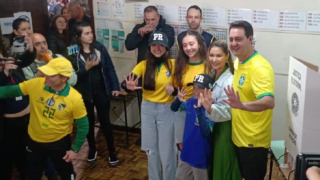 ratinho-junior-vota