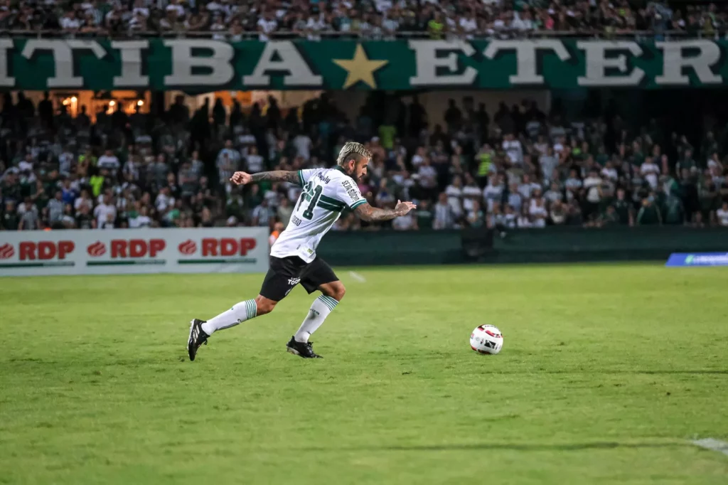 reforcos-coritiba-estreia reforcos-coritiba-estreia