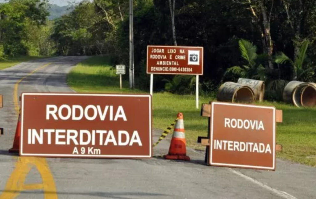 rodovias-parana-bloqueadas-quinta rodovias-parana-bloqueadas-quinta