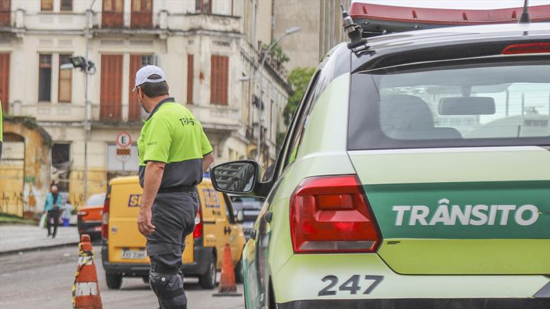 ruas-curitiba-bloqueadas