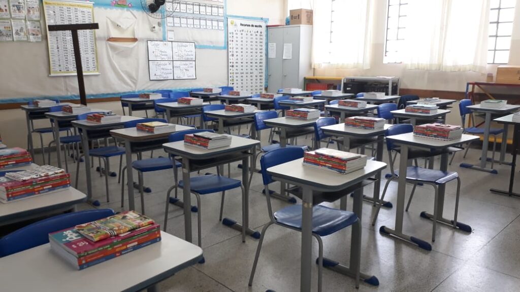 sala-de-aula sala-de-aula
