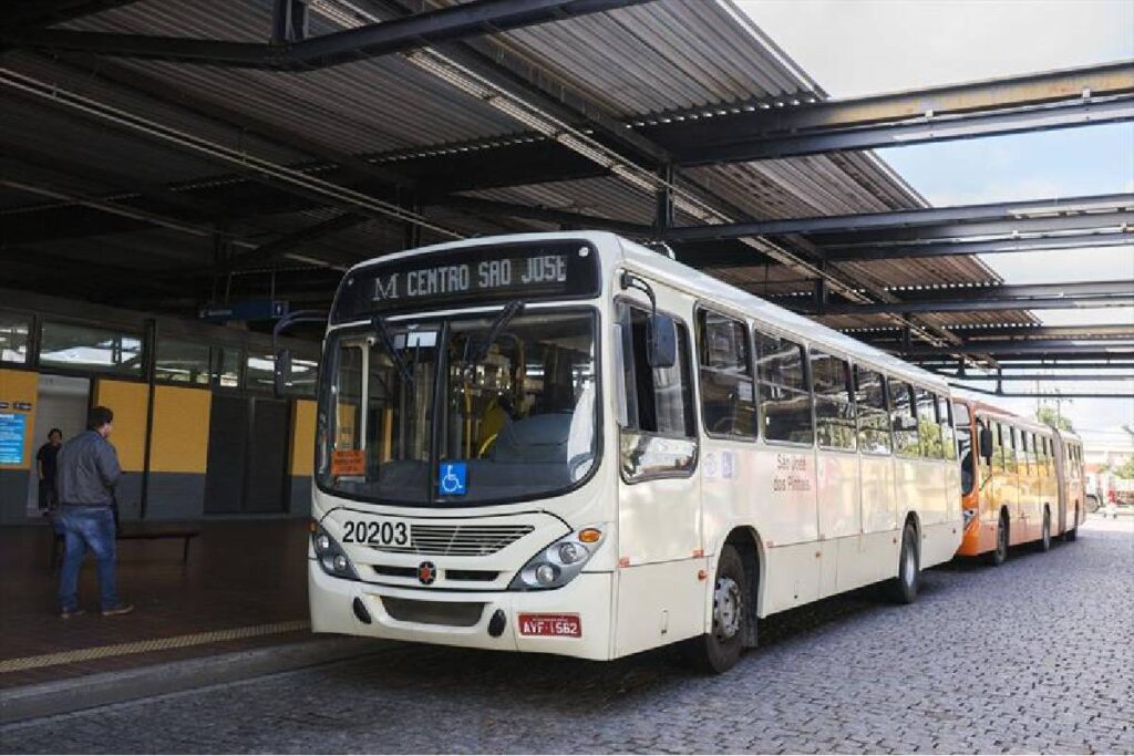 sao-jose-dos-pinhais-recebe-nova-linha-de-onibus sao-jose-dos-pinhais-recebe-nova-linha-de-onibus