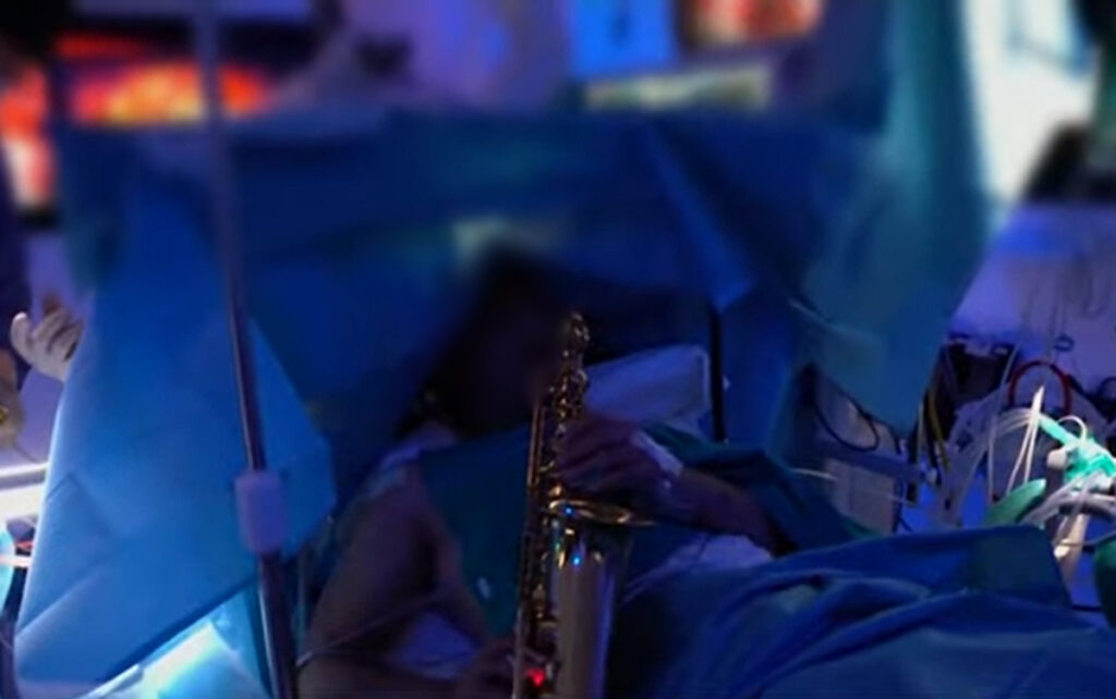 saxofone-cirurgia