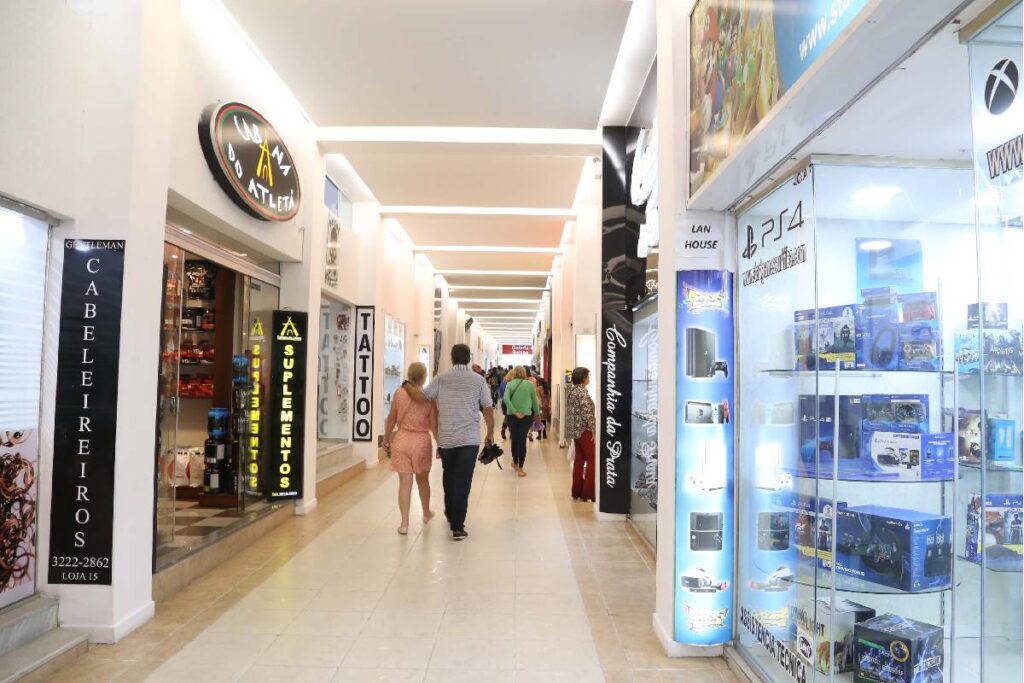shopping-de-curitiba-aberto-no-feriado shopping-de-curitiba-aberto-no-feriado