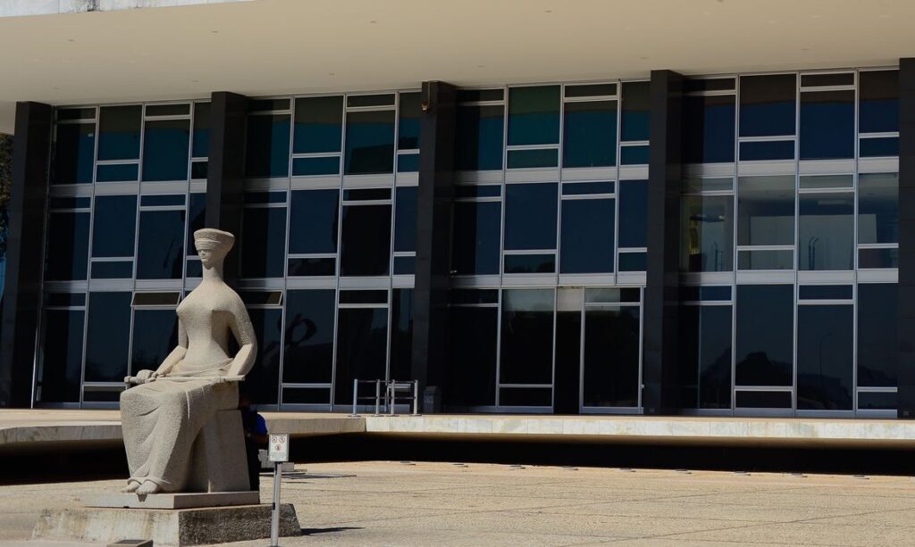 Fachada do edifício sede do Supremo Tribunal Federal – STF stf bloqueio vias públicas