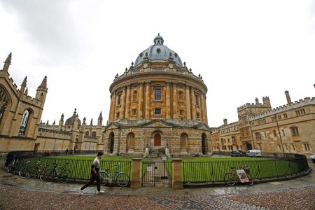 Universidade de Oxford Universidade de Oxford