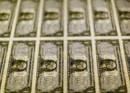 Dólar avança ante real em meio a alta nos rendimentos dos títulos Dólar avança ante real em meio a alta nos rendimentos dos títulos