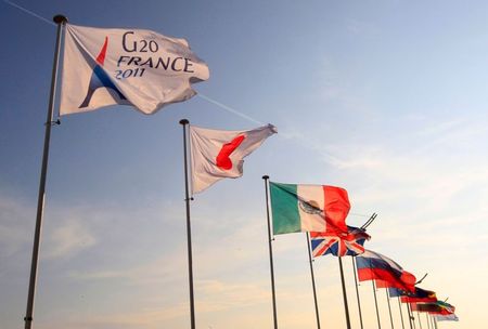 Bandeiras de países do G20 durante cúpula do bloco em Cannes, França Bandeiras de países do G20 durante cúpula do bloco em Cannes, França