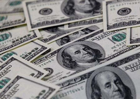 Dólar recua ante real com juros e disseminação da Covid-19 no radar Dólar recua ante real com juros e disseminação da Covid-19 no radar