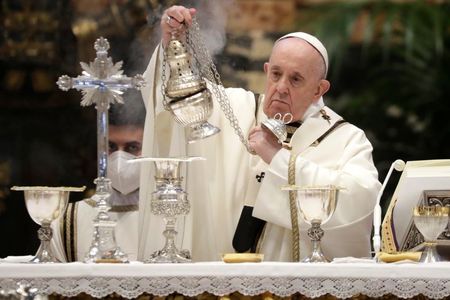 Papa Francisco durante missa no Vaticano