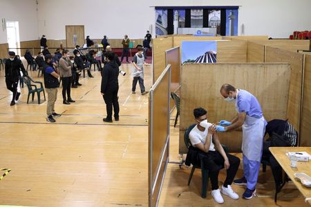 Vacinação contra Covid-19 no Reino Unido