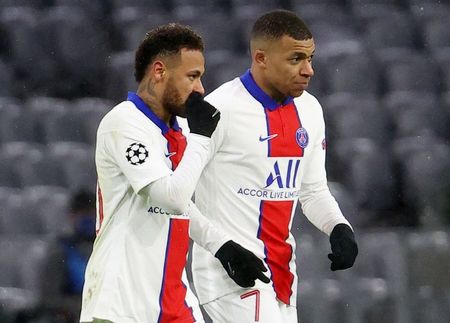 Neymar e Mbappé em jogo do PSG contra o Bayern Neymar e Mbappé em jogo do PSG contra o Bayern